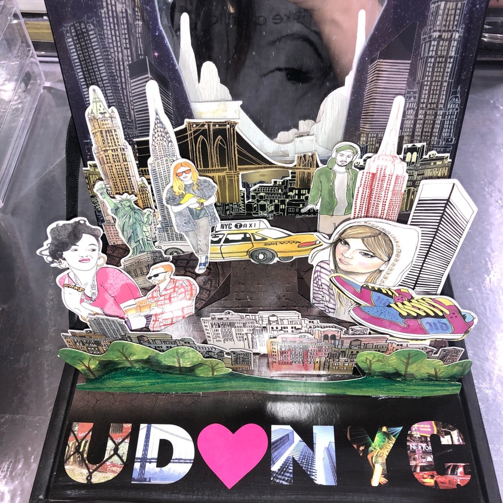 Urban Decay Pop-up NYC Exclusive Eyeshadow Palette